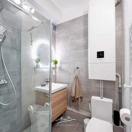 Apartment Vue Sur Les Halles De 2 Couchages