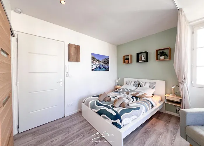 Vue Sur Les Halles De 2 Couchages * Tolón